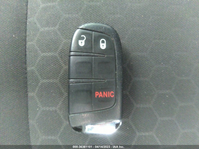 3C4NJCAB1JT411450 Jeep Compass Sport