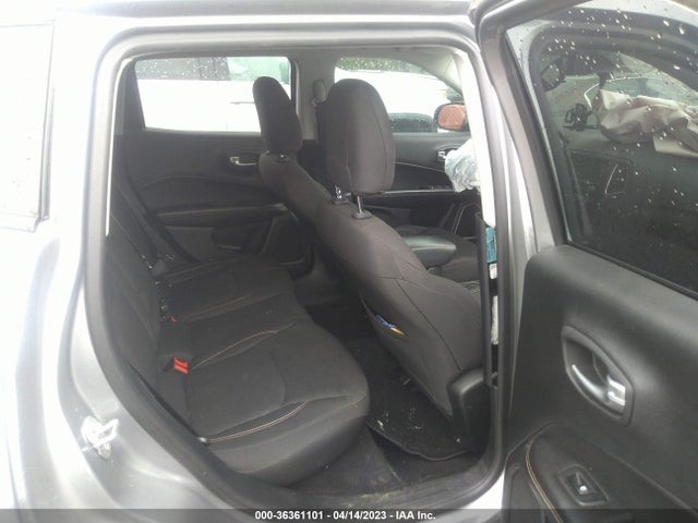 3C4NJCAB1JT411450 Jeep Compass Sport