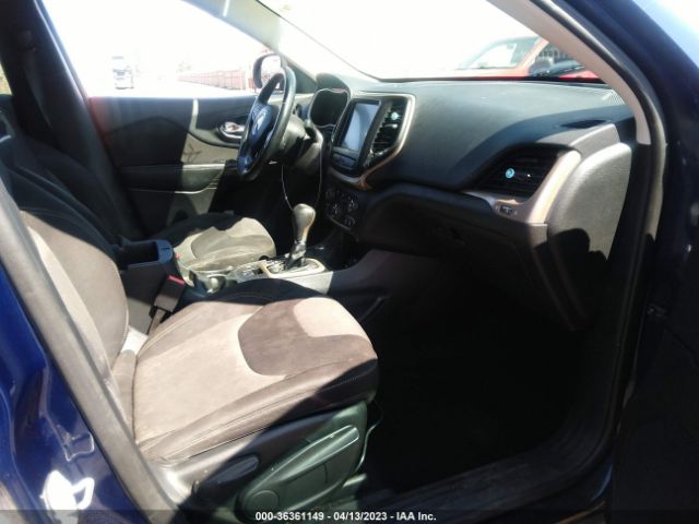 1C4PJMCS6EW281368 Jeep Cherokee Latitude