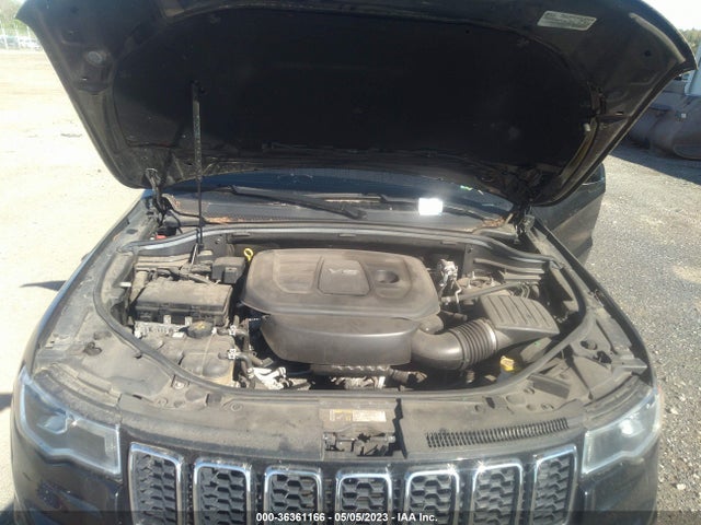 1C4RJFAG8JC280818 Jeep Grand Cherokee Laredo E