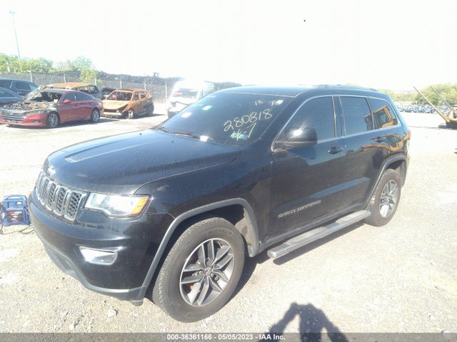1C4RJFAG8JC280818 Jeep Grand Cherokee Laredo E