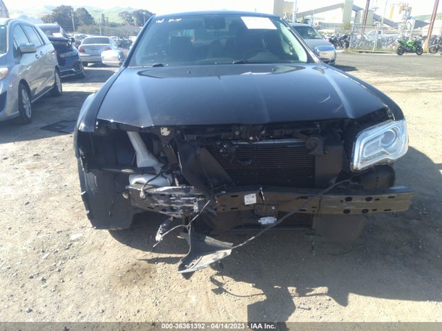 Chrysler 300 300c 2017 2C3CCAET8HH512033 Image 8