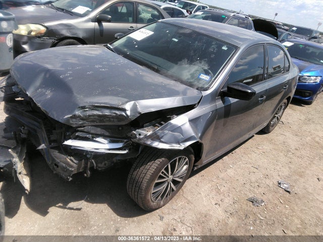 3VWDB7AJ7JM201692 Volkswagen Jetta 1.4t