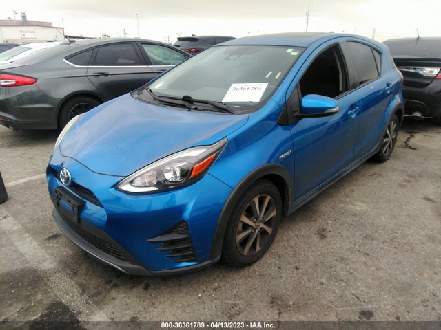 Toyota Prius C One/two/three/four 2018 JTDKDTB34J1619377 Image 2