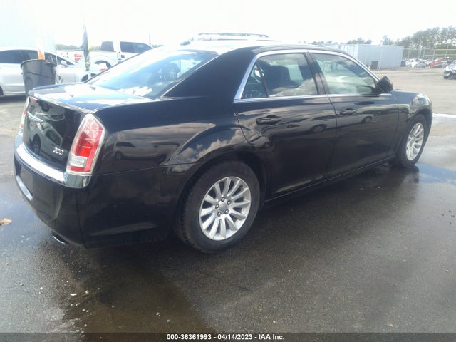 2C3CCAAG4EH278414 Chrysler 300