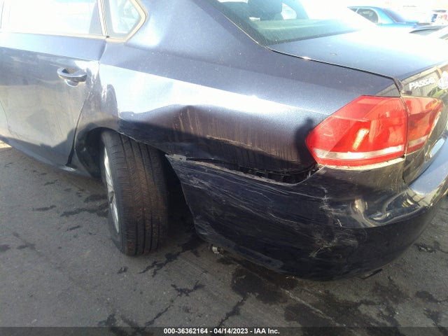 1VWAT7A30EC079914 Volkswagen Passat Wolfsburg Ed