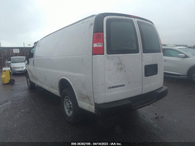 Chevrolet EXPRESS CARGO VAN 2022 1GCWGBFP4N1221530 Image 3