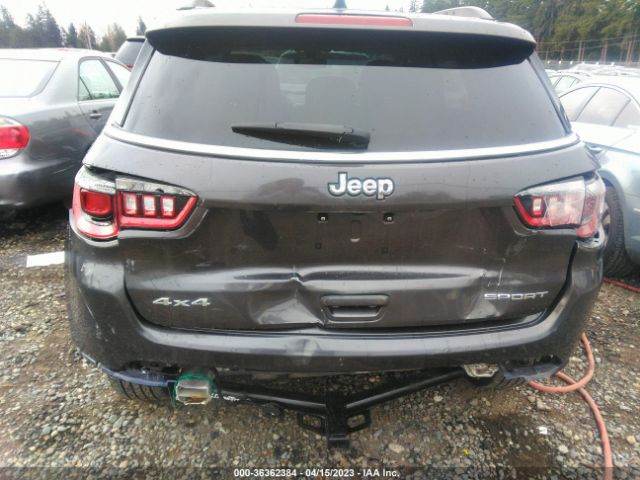3C4NJDBB2JT176450 Jeep Compass Latitude