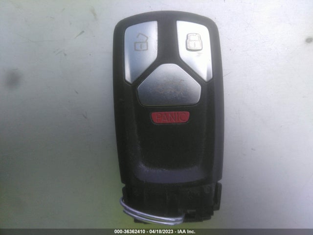 WA1BNAFY8J2230303 Audi Q5 Premium Plus