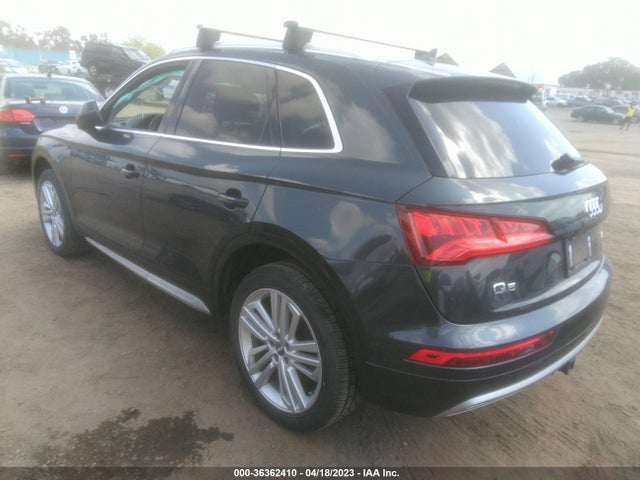 WA1BNAFY8J2230303 Audi Q5 Premium Plus