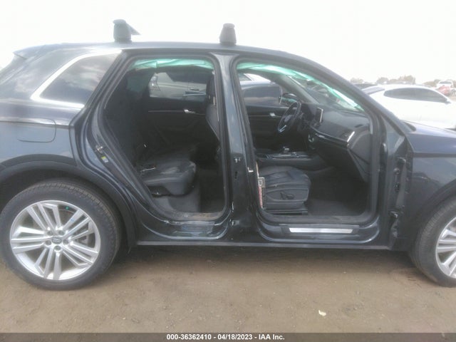 WA1BNAFY8J2230303 Audi Q5 Premium Plus
