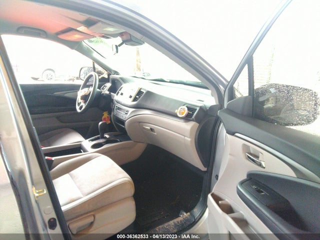 Honda PILOT LX 2019 5FNYF5H16KB043404 Image 5