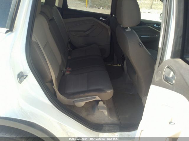 1FMCU0GX6FUB72261 Ford ESCAPE SE