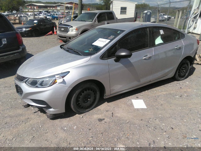 Chevrolet CRUZE LS 2018 1G1BC5SM7J7149617 Image 2