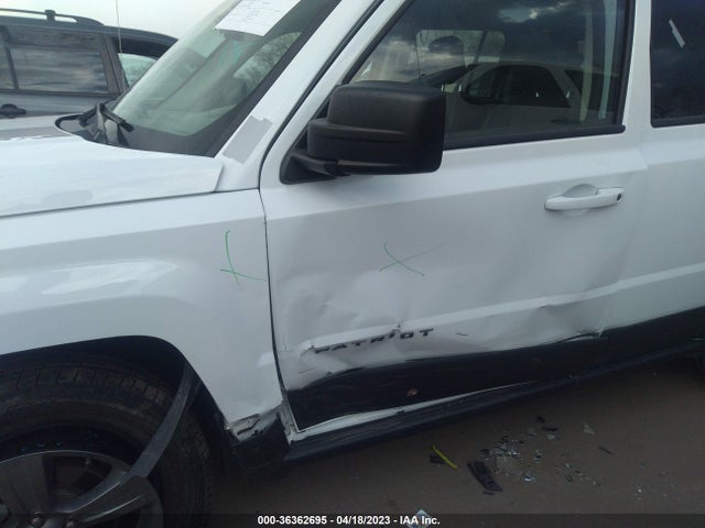 1C4NJRBB1GD647595 Jeep Patriot Sport Se