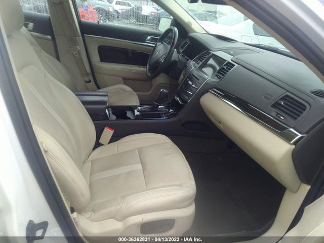2016 Lincoln MKS, VIN: 1LNHL9DK9GG602256
