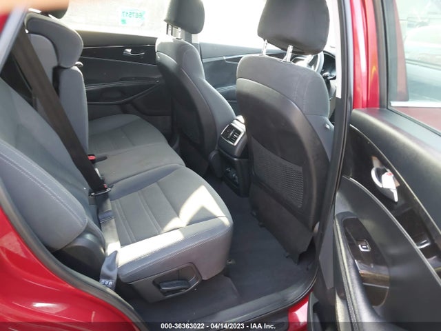 KIA SORENTO LX 2017 5XYPG4A31HG209327 Image 9