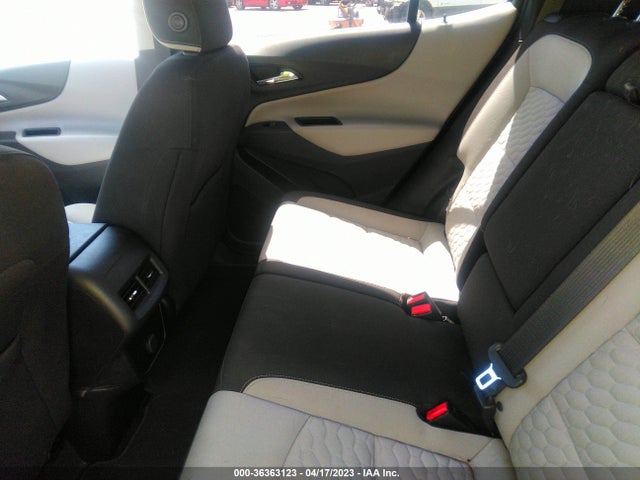 Chevrolet EQUINOX LT 2018 2GNAXSEV6J6339927 Image 9