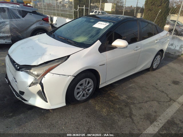 Toyota Prius Two 2016 JTDKBRFU8G3507058 Image 2