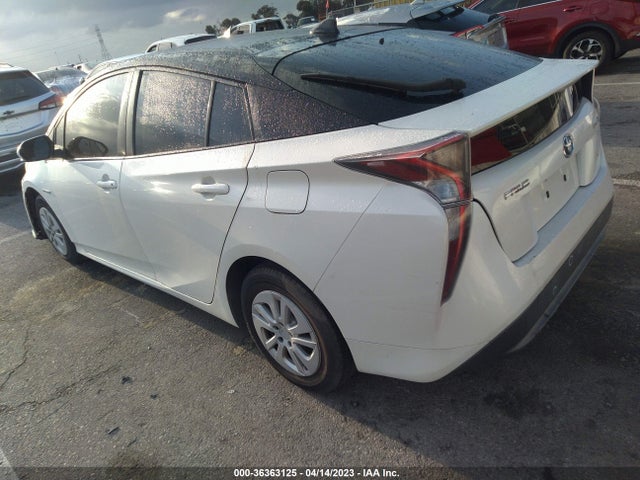 Toyota Prius Two 2016 JTDKBRFU8G3507058 Image 4