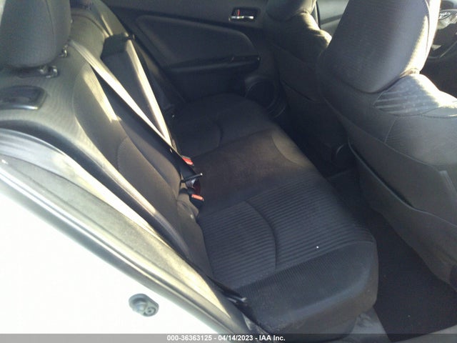 Toyota Prius Two 2016 JTDKBRFU8G3507058 Image 9