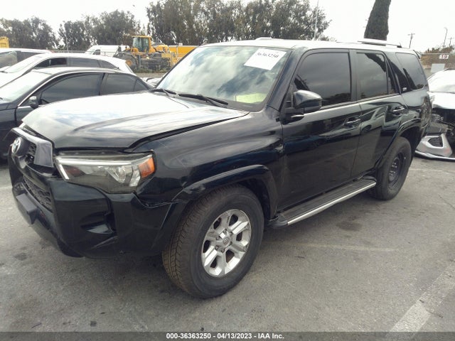 Toyota 4runner Limited/trail/sr5 2016 JTEBU5JRXG5327778 Image 2