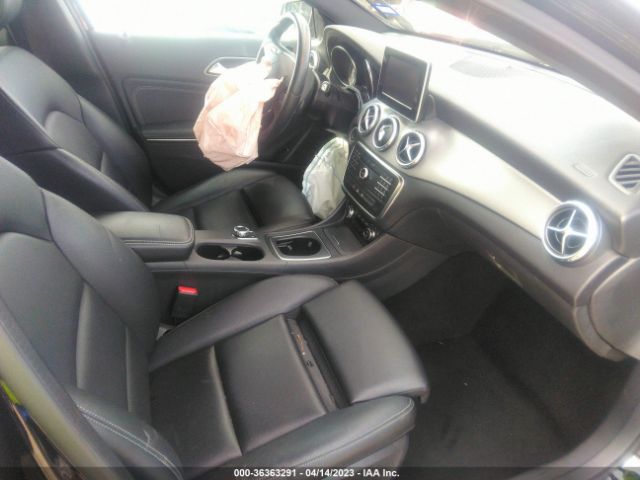 WDCTG4EB8HJ339759 Mercedes-Benz Gla Gla 250