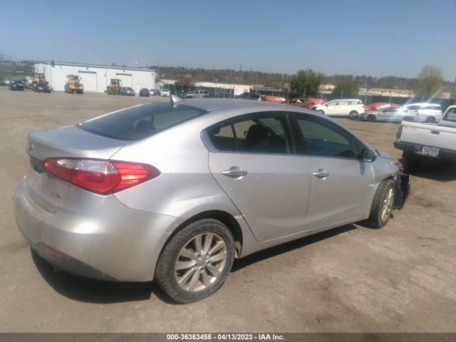 KNAFX4A88E5207227 KIA FORTE EX
