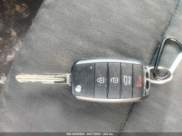 KNAFK4A68G5488719 KIA FORTE LX