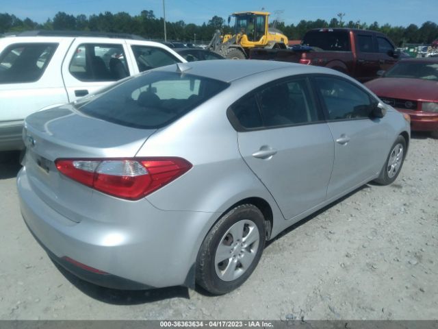 KNAFK4A68G5488719 KIA FORTE LX