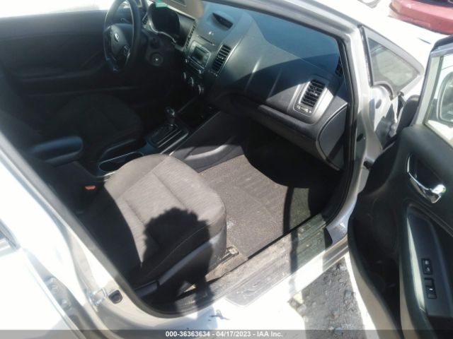 KNAFK4A68G5488719 KIA FORTE LX
