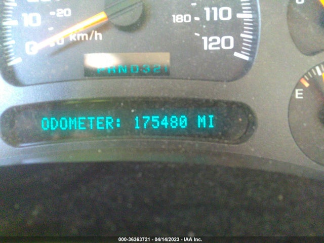 2005 GMC YUKON SLT VIN: 1GKEC13V75R260185