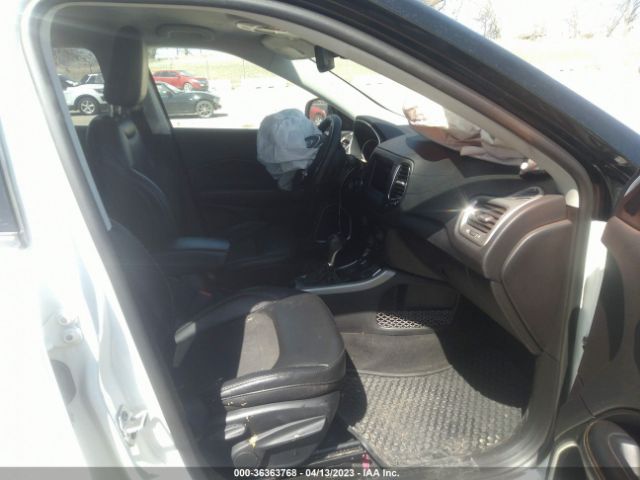 3C4NJDBB7KT602053 Jeep Compass Latitude