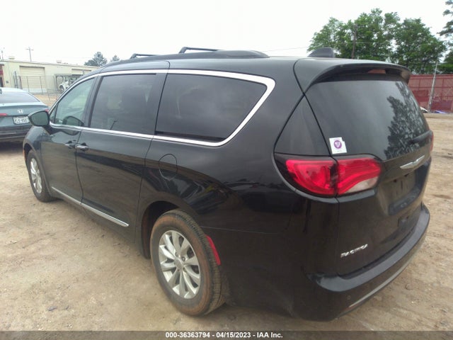 2C4RC1BGXHR745418 Chrysler Pacifica Touring-l