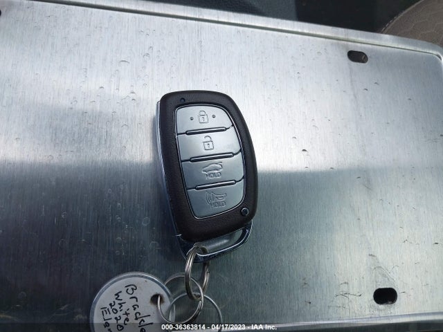 Hyundai Elantra Value Edition 2020 5NPD84LF7LH605514 Image 3