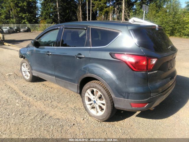 1FMCU9GD1KUB80045 Ford ESCAPE SE