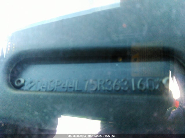 2005 DODGE GRAND CARAVAN SXT VIN: 2D4GP44L75R363160