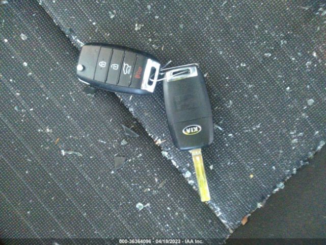 KNDPMCAC7L7801520 KIA Sportage Lx