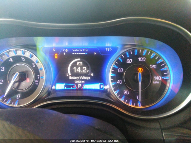 2C3CCAAG4KH679439 Chrysler 300 Touring
