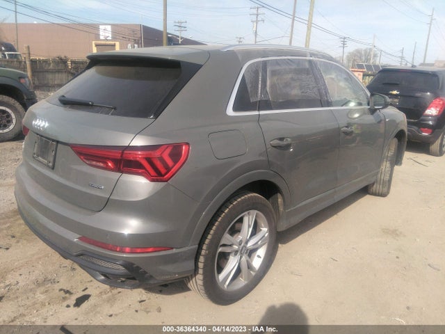 WA1DECF31L1115107 Audi Q3 S Line Premium