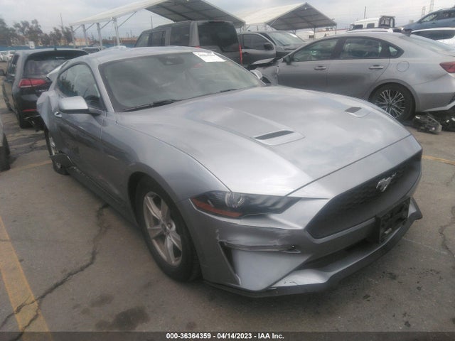 2022 1FA6P8TH8N5111871 main image