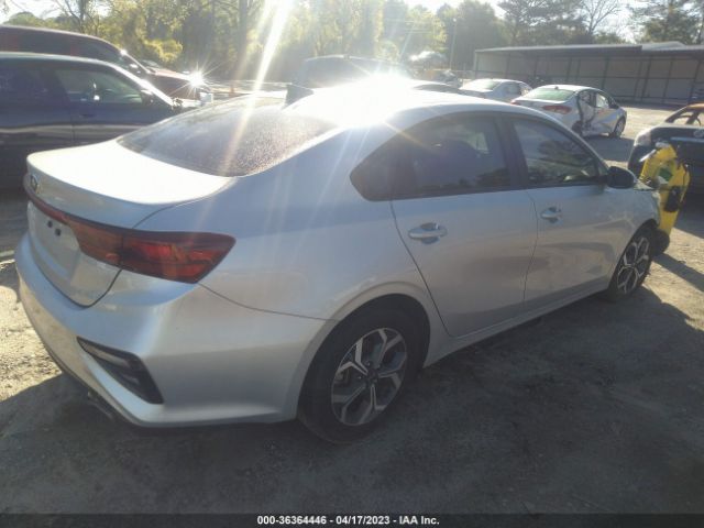 3KPF24AD7KE118666 KIA Forte Lxs