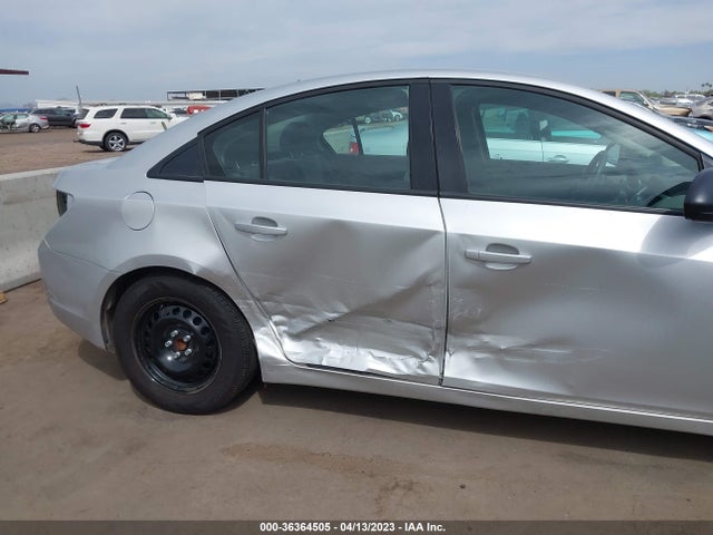 Chevrolet CRUZE LS 2014 1G1PA5SH3E7121785 Image 8