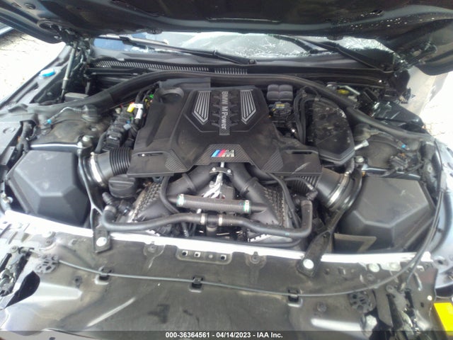 2022 BMW M8, VIN: WBSDZ0C06NCJ05496