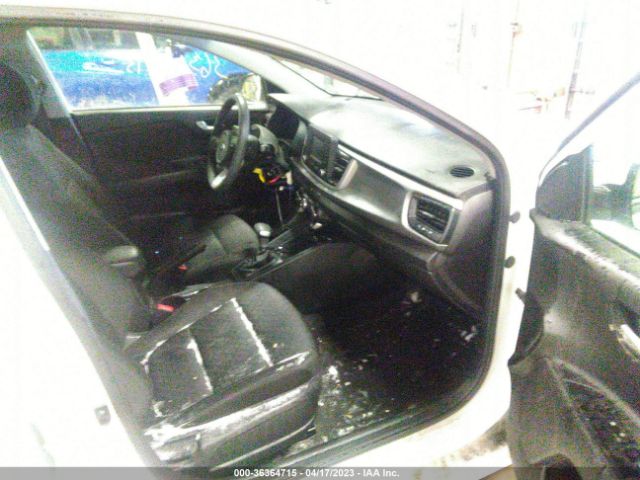 3KPA24AB9JE065878 KIA RIO S