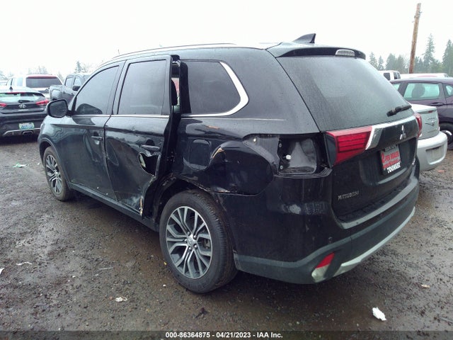 JA4AZ3A34JJ000884 Mitsubishi Outlander Sel