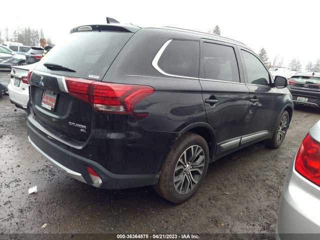 JA4AZ3A34JJ000884 Mitsubishi Outlander Sel