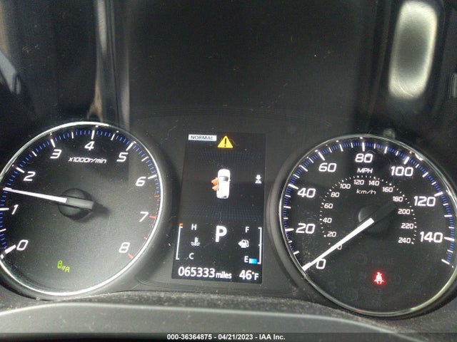 JA4AZ3A34JJ000884 Mitsubishi Outlander Sel