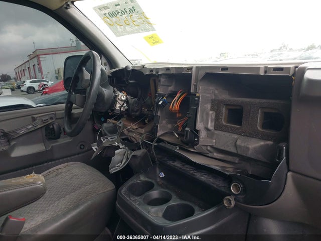 2006 CHEVROLET EXPRESS CARGO VAN VIN: 1GCFG15X161173627