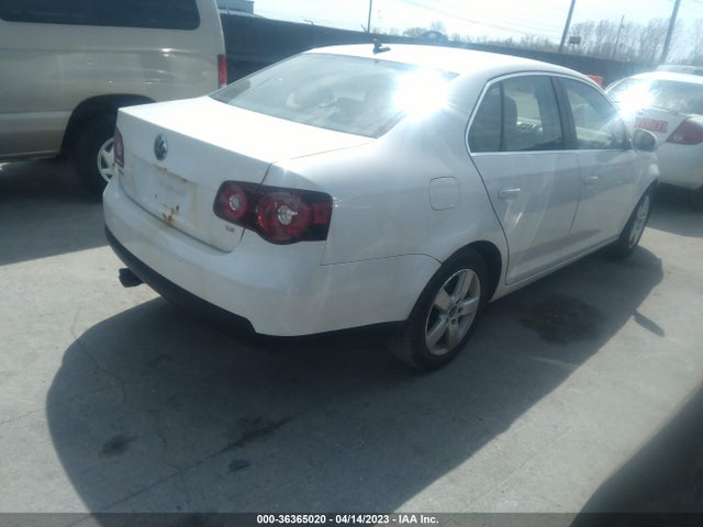 2009 VOLKSWAGEN JETTA SEDAN SE/SEL VIN: 3VWRZ71K09M062284